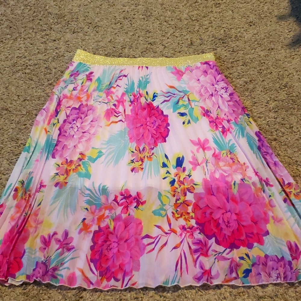 Beautiful flowy floral skirt